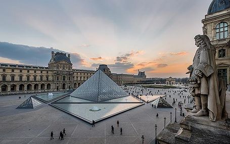 ルーブル美術館の夜　ダ・ヴィンチ没後500年展 ルーブル美術館の夜　ダ・ヴィンチ没後500年展