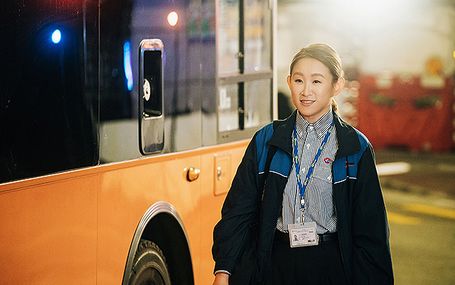 人生の運転手（ドライバー）　明るい未来に進む路 人生の運転手（ドライバー）　明るい未来に進む路