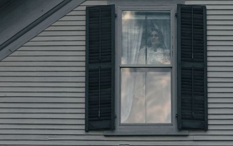 窗中的女巫 The Witch in the Window